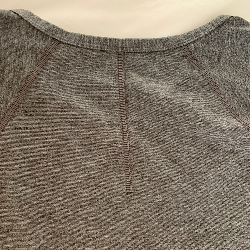 Lululemon Tee - Picture 3 of 10
